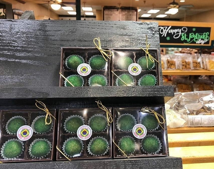 Get your #brazilianirish going for #stpaddysday! … Repost from @delicia_brigadeiro: Happy St. Patrick’s day! (you…