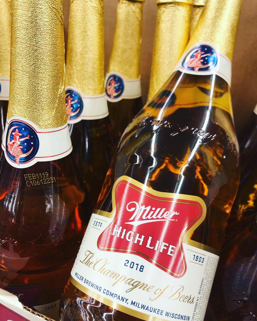 Miller High Life Champagne bottles are now available at our #midcitybr location! #champagneofbeers #beer #nota40