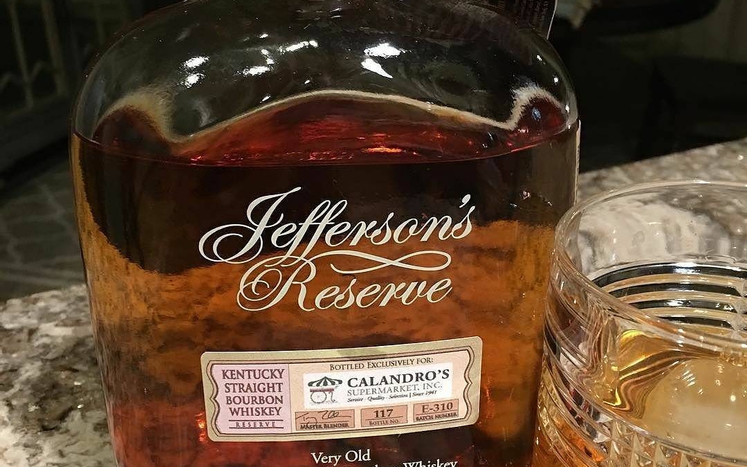 There it is. #jeffersons in da bayou with @bourbonindabayou. Whatcha think, sir? #jeffersonsreserve #bourbon #whiskey…