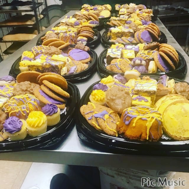 Let us get you ready for #lsugameday. Visit our bakery. #calandrosmkt #bakery #lsufootball #geauxtigers