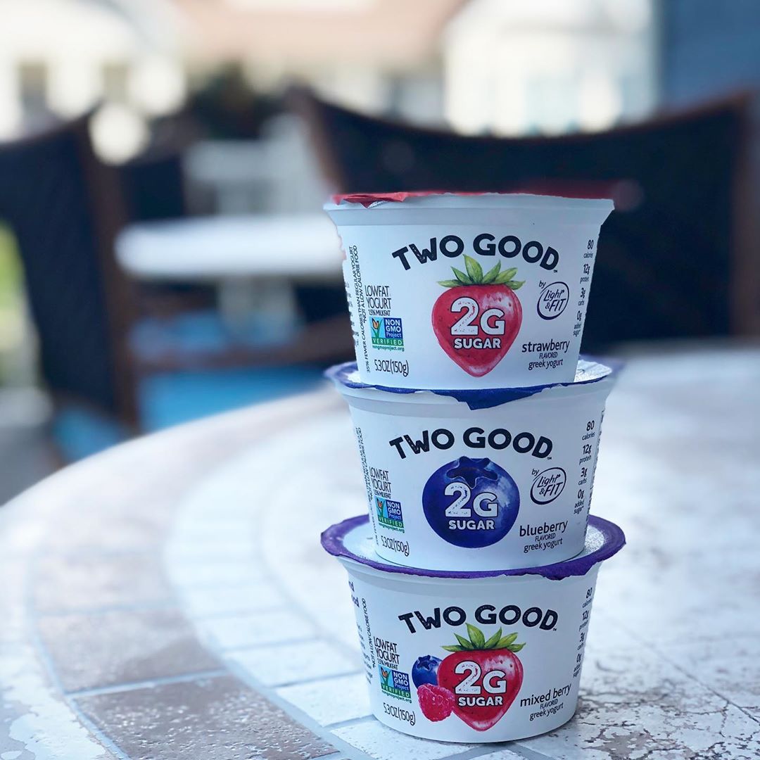 TWO GOOD yogurts from @twogoodyogurt have only 2 grams of sugar each !! Keto friendly,…
